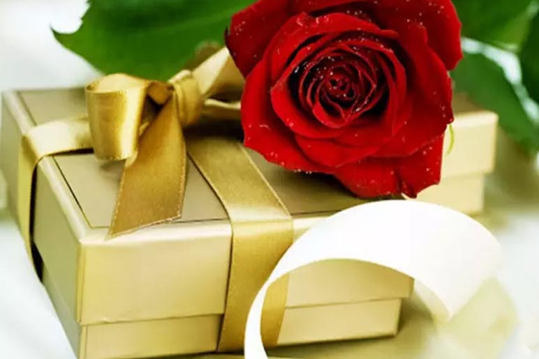 3 پیشنهاد برای خرید بهترین هدیه روز زن